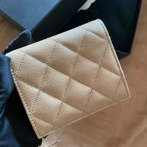 [N級品]すぐ届☆シャネル シンプル折りたたみ財布 コピー AP4487 B20066 NAGEP