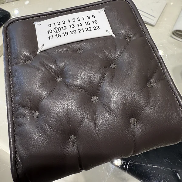 【スーパーコピーN級品】マルジェラ グラムスラム 財布 コピー ダークブラウン SALE SA1UI0031