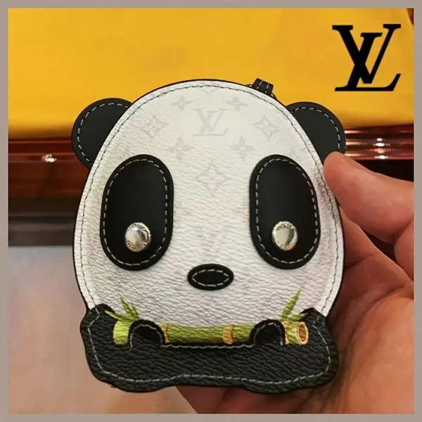 ルイヴィトン バッグチャーム・LV パンダ コピー M03397