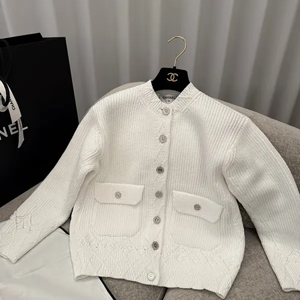 シャネル ココマークボタン ロングカーデ P79195 K11406 AW005