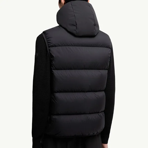 【モンクレール★25SS】GUERSAC◆ダウンジレ K20911A00042597YD
