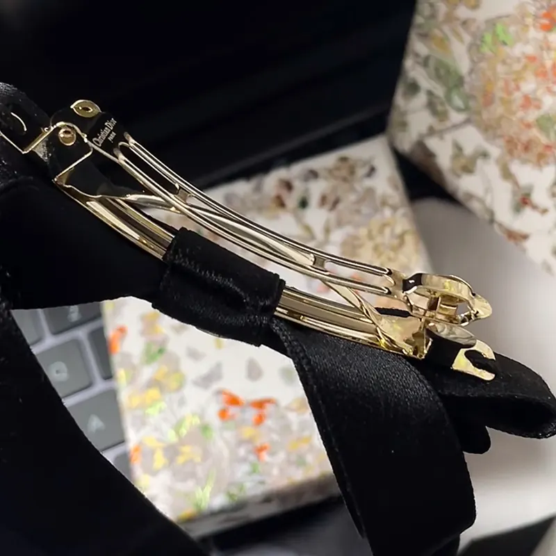 国内完売★ディオール Twist リボンバレッタ da22154