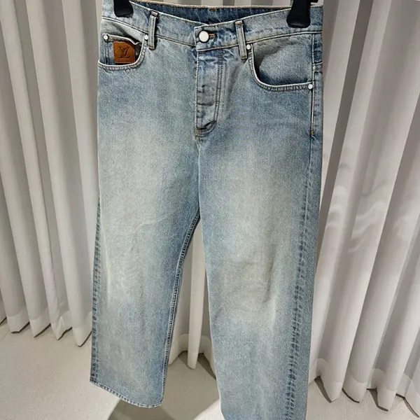 ルイヴィトン スケートフィットデニムパンツ 1AGIXM