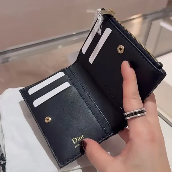 ディオール オブリーク ボウ ダリア ウォレット S2503OUQY_M928
