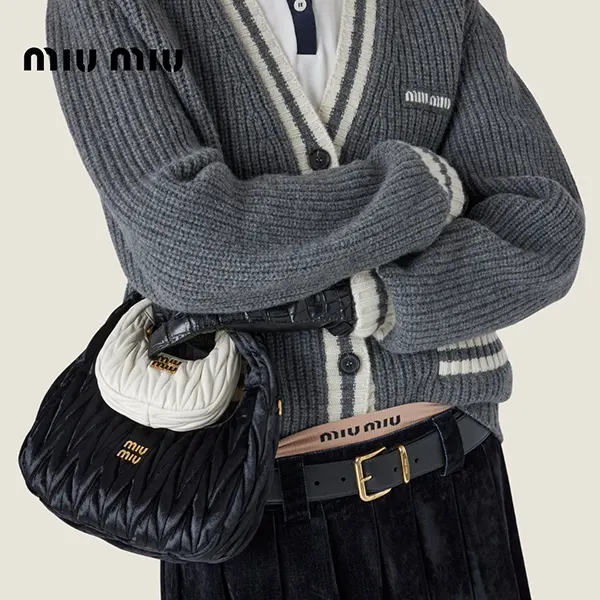 大人気★即完売必至ミュウミュウ リブニット ウールxカシミヤ カーディガン MMF929