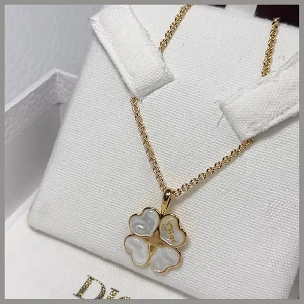 【クローバーが可愛い♡】ディオール  Cloverネックレス スーパーコピー N3640WOMMP_D301