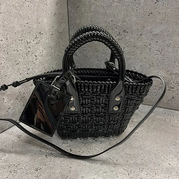 バレンシアガ ビストロ XXS ツーウェイバッグ コピー 678028 2IE2Y