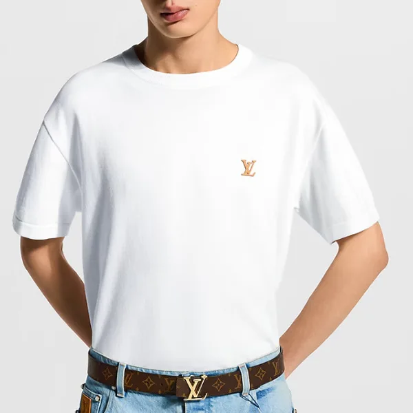 【上質を纏う大人の一枚】ルイヴィトン LV 半袖クルーネックTシャツ 1AK70