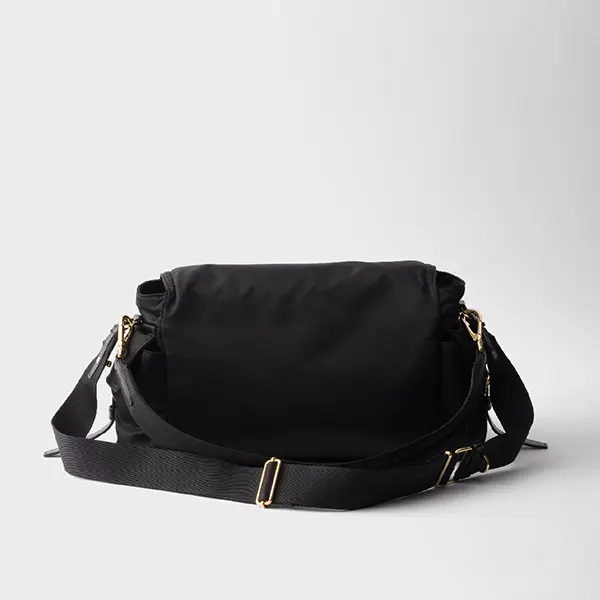 プラダ エクスプローラ ラージ Re-Nylon ショルダーバッグ 1BD391
