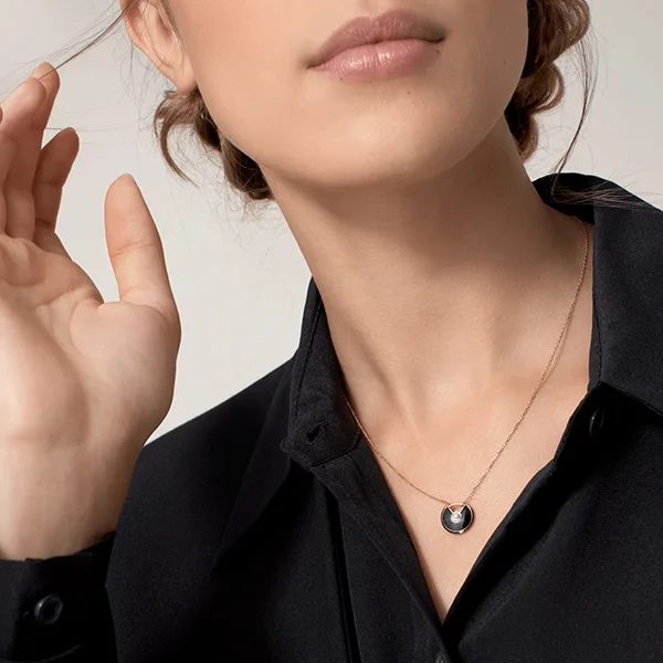 ギフトに◎【カルティエ】アミュレット ドゥ ネックレス XS 18K★B3047200