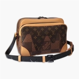 ルイヴィトンコピー(Louis Vuitton)メンズ ショルダーバッグ