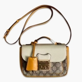 2021最新グッチコピー(Gucci)レディース ショルダーバッグ