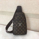 2022最新ルイヴィトン(Louis Vuitton) メンズ ショルダーバッグコピー